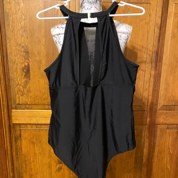 Daci High Neck Plunge Mesh Cutout Swimsuit - Picture 5 of 8